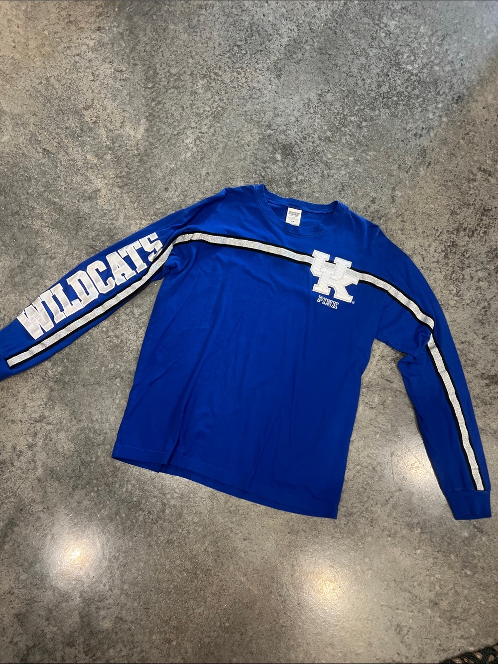 PINK Victoria's Secret UK Wildcats Graphic Long Sleeve